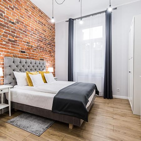 Attractive Apartment Oldtown Near Thetrain Station Cracovia Esterno foto